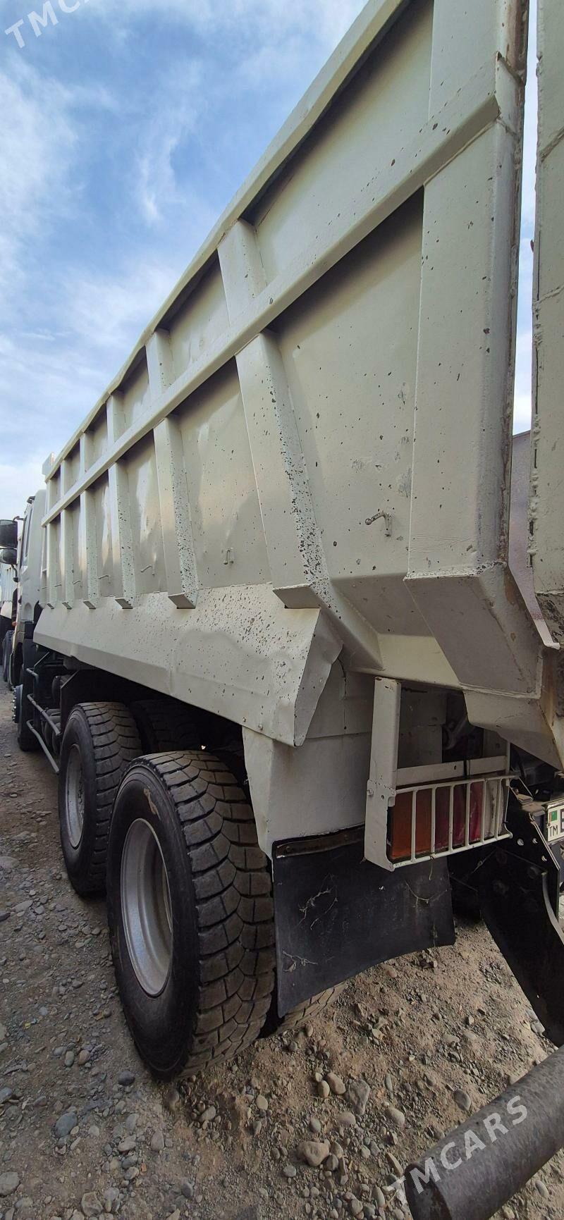 Hyundai HED-5 2013 - 550 000 TMT - Гёкдепе - img 1