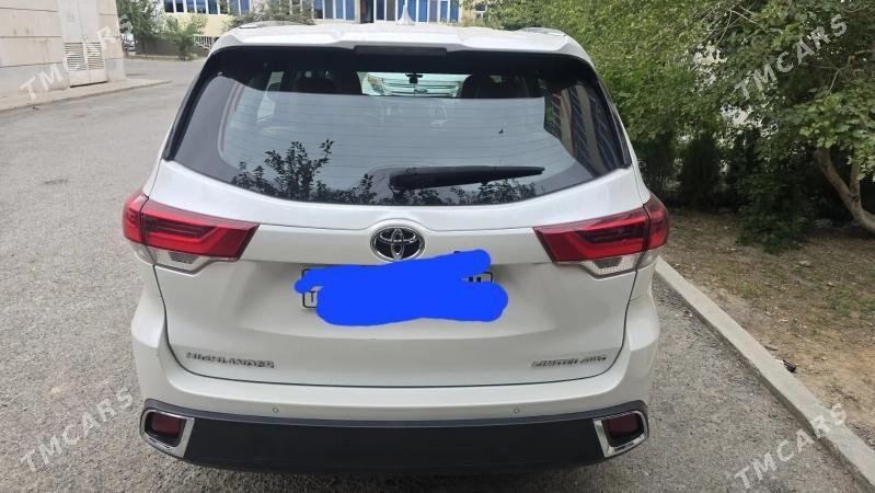 Toyota Highlander 2017 - 510 000 TMT - Кака - img 3