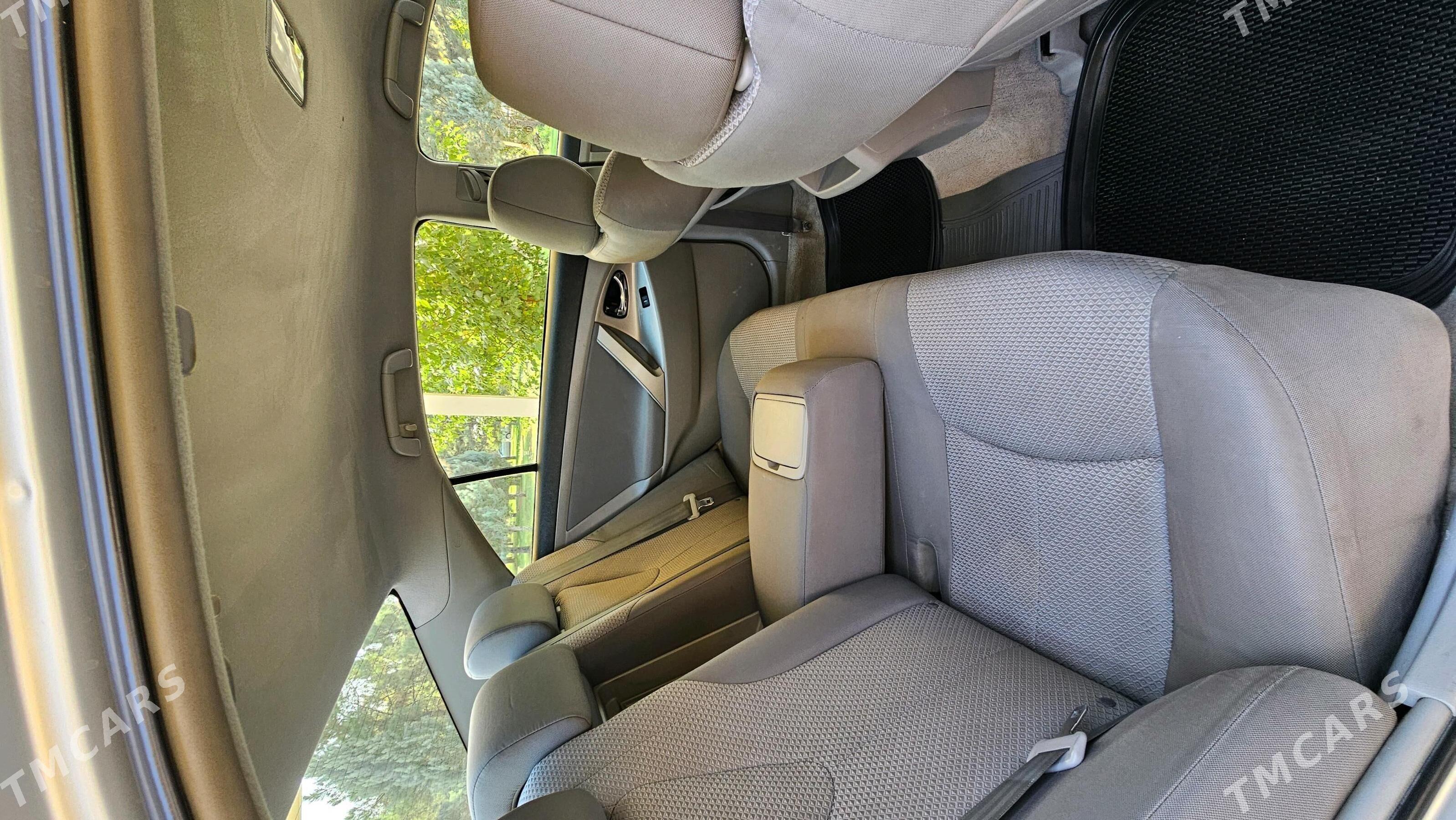 Toyota Camry 2010 - 220 000 TMT - Мары - img 6