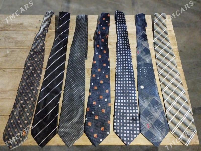 Galustuk geýilmedik - Туркменабат - img 1