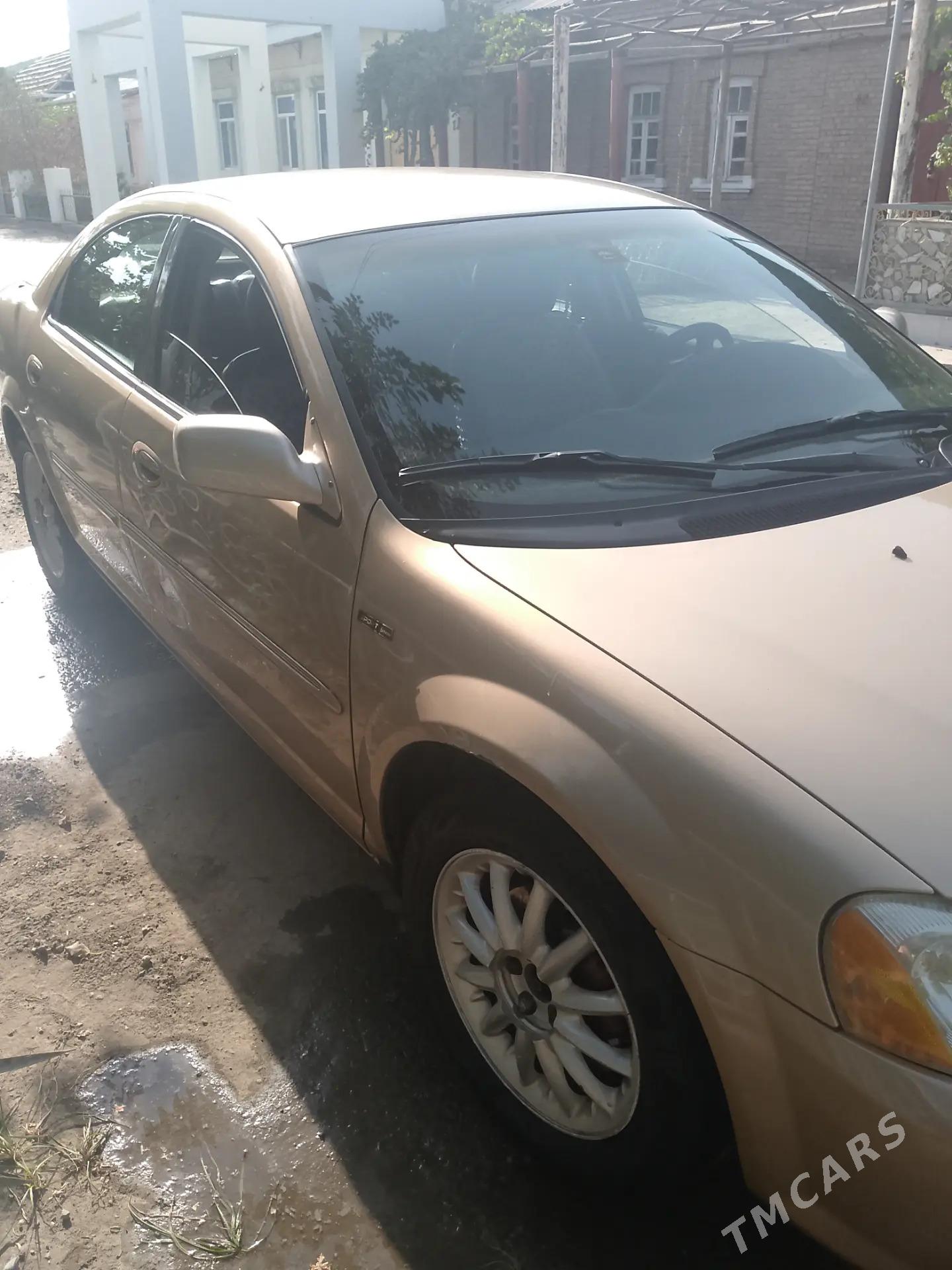 Chrysler Concorde 2001 - 70 000 TMT - Туркменабат - img 2