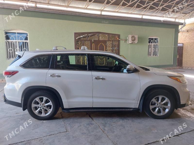 Toyota Highlander 2014 - 340 000 TMT - Мары - img 4