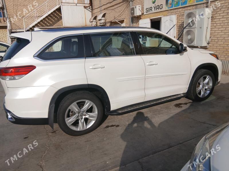 Toyota Highlander 2016 - 500 000 TMT - Мары - img 4