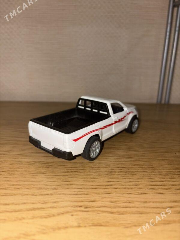 машина Toyota hilux - Ашхабад - img 2