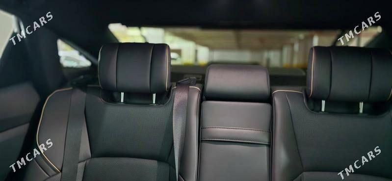 Toyota Crown 2023 - 730 000 TMT - 10 мкр - img 8