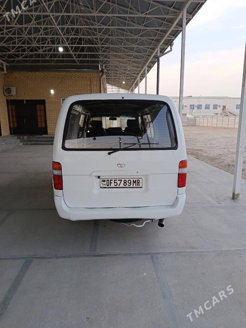 Toyota Hiace 1994 - 100 000 TMT - Мары - img 5