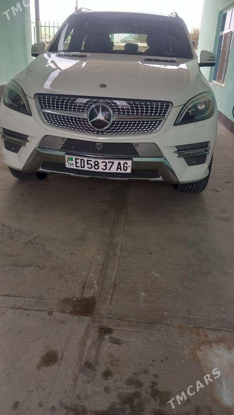 Mercedes-Benz ML350 2014 - 550 000 TMT - Багир - img 1