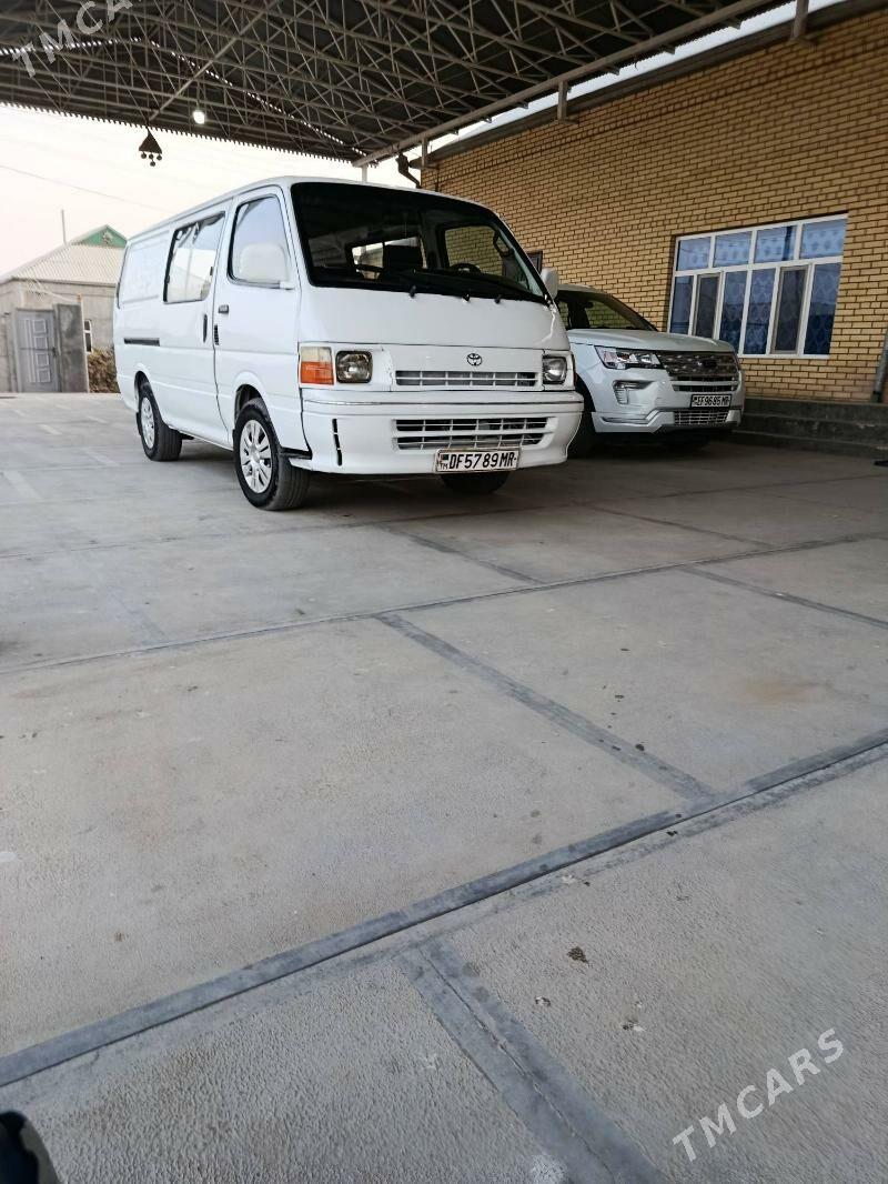 Toyota Hiace 1994 - 100 000 TMT - Мары - img 1