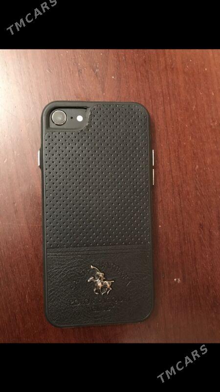 iPhone 8 - Mary - img 1