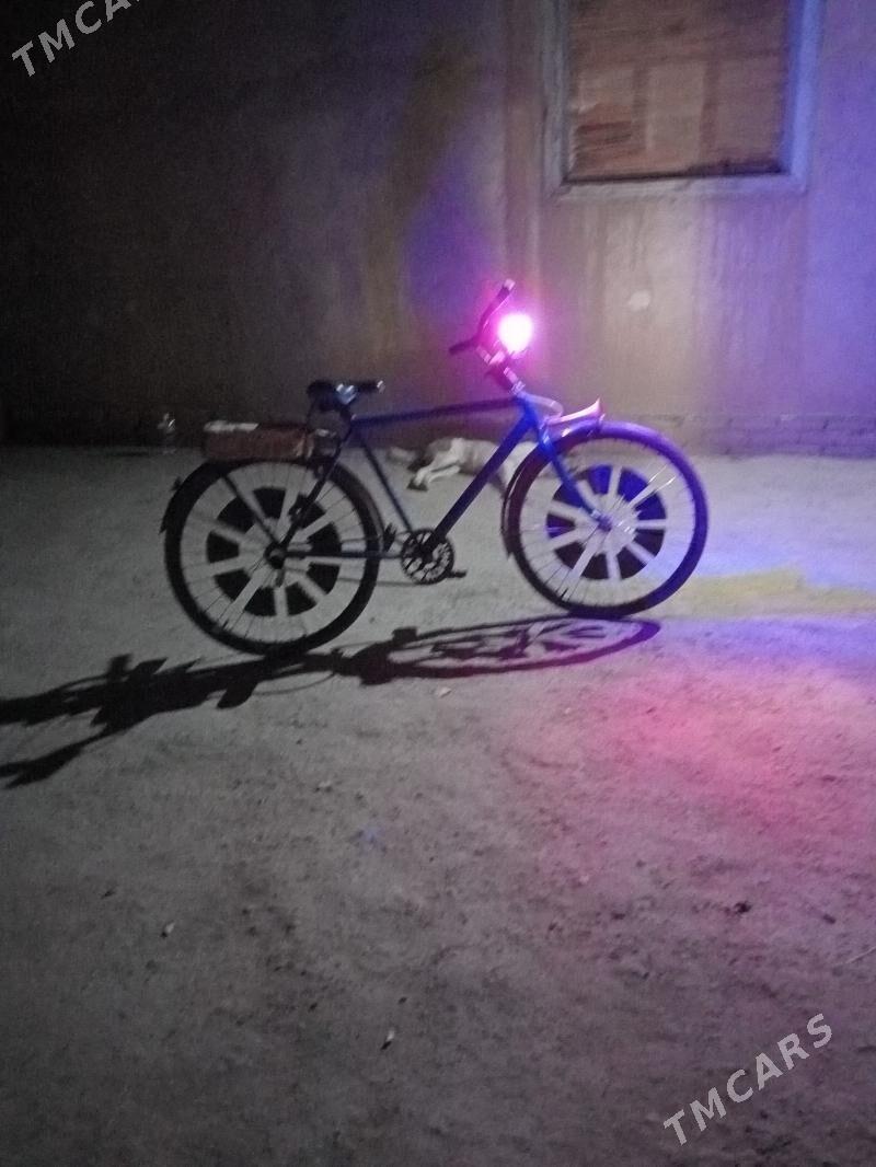 wellik ural - Gurbansoltan Eje - img 2