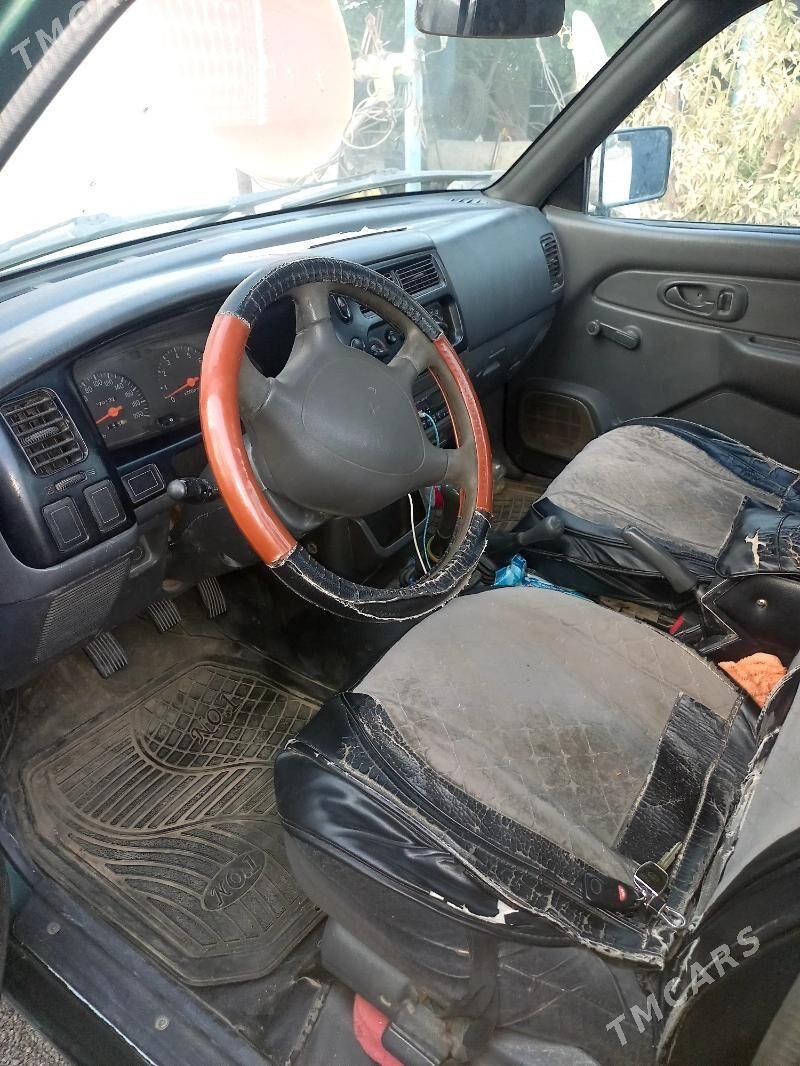 Mitsubishi L200 2003 - 105 000 TMT - Халач - img 4