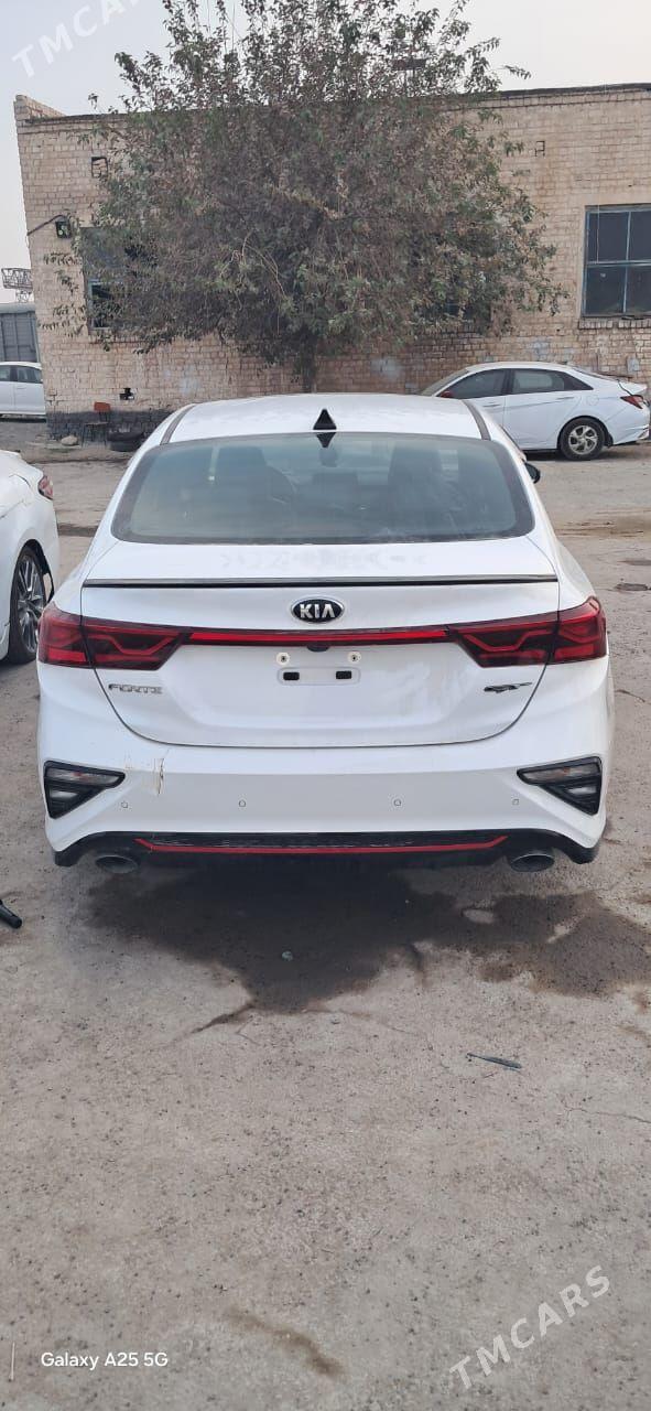 Kia Forte 2021 - 220 000 TMT - Мары - img 2