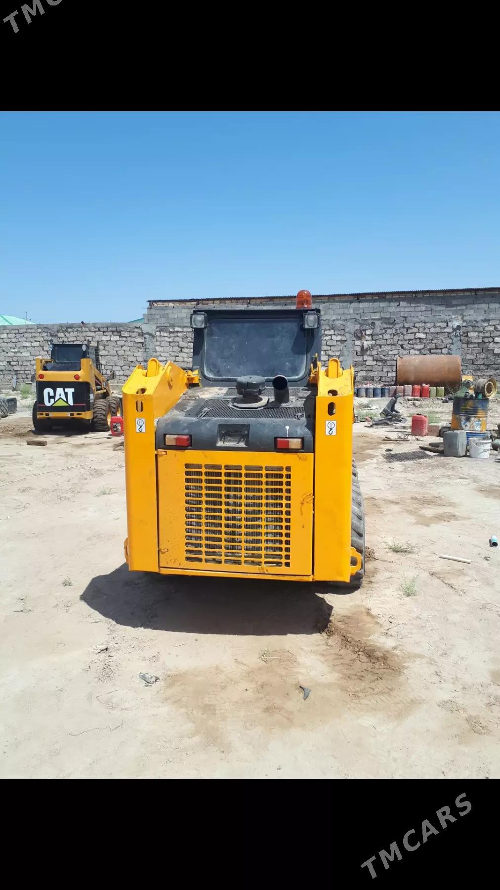 JCB ICX 2011 - 260 000 TMT - Aşgabat - img 3