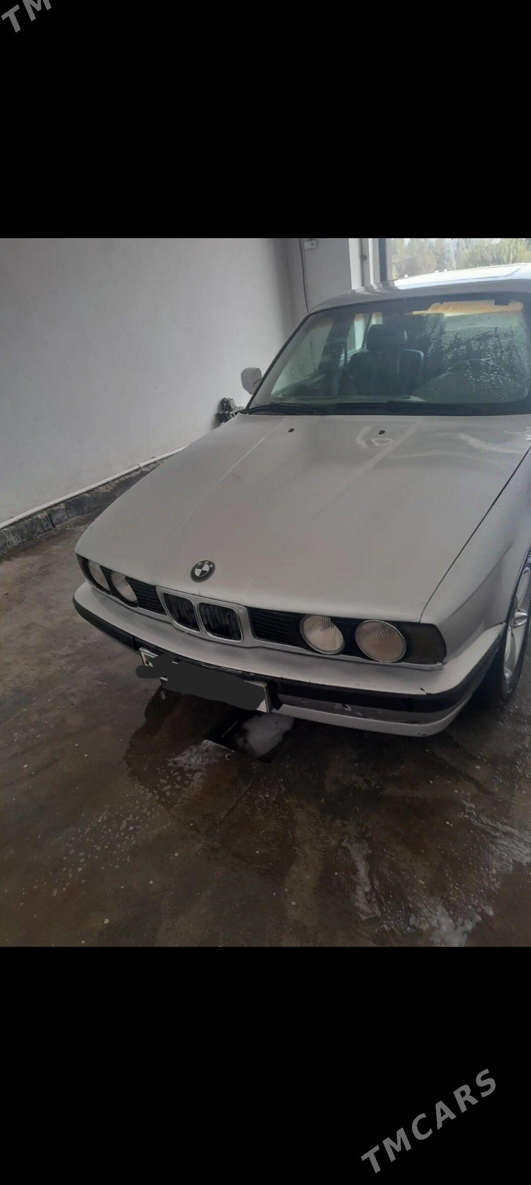 BMW 520 1991 - 55 000 TMT - Мары - img 1