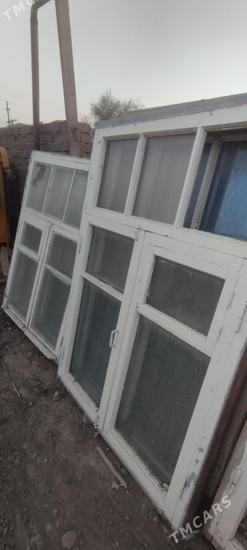 ayna2 gat - Гурбансолтан Едже - img 2