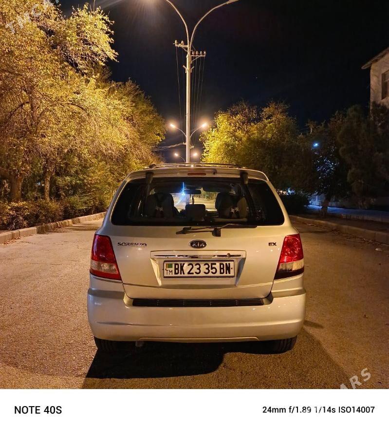 Kia Sorento 2006 - 130 000 TMT - Balkanabat - img 4