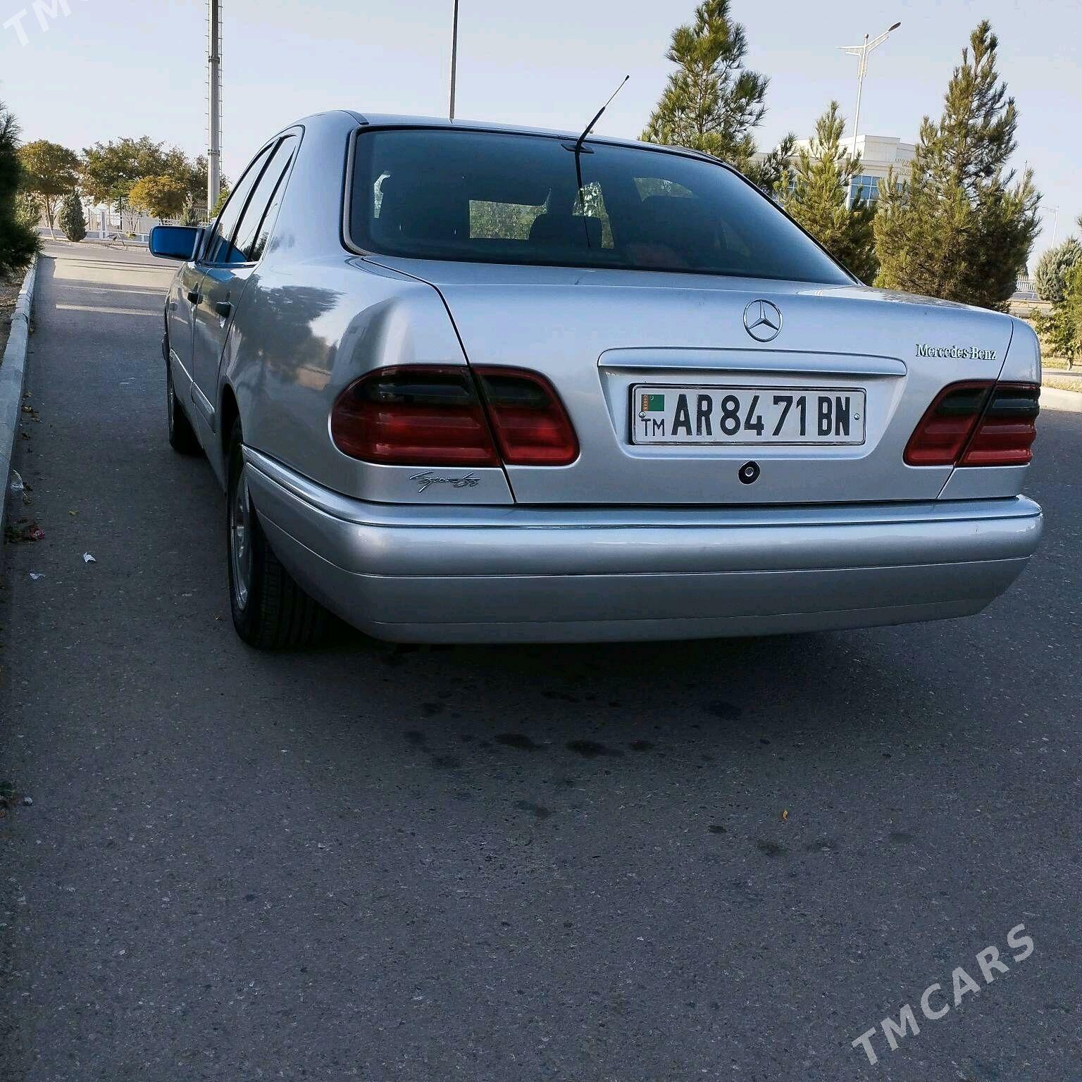 Mercedes-Benz E320 1996 - 95 000 TMT - Туркменбаши - img 7