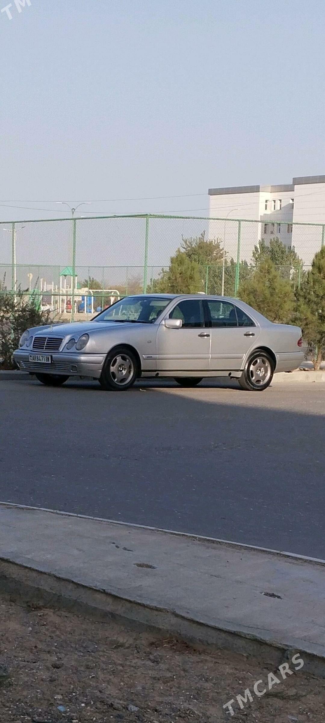 Mercedes-Benz E320 1996 - 95 000 TMT - Туркменбаши - img 8
