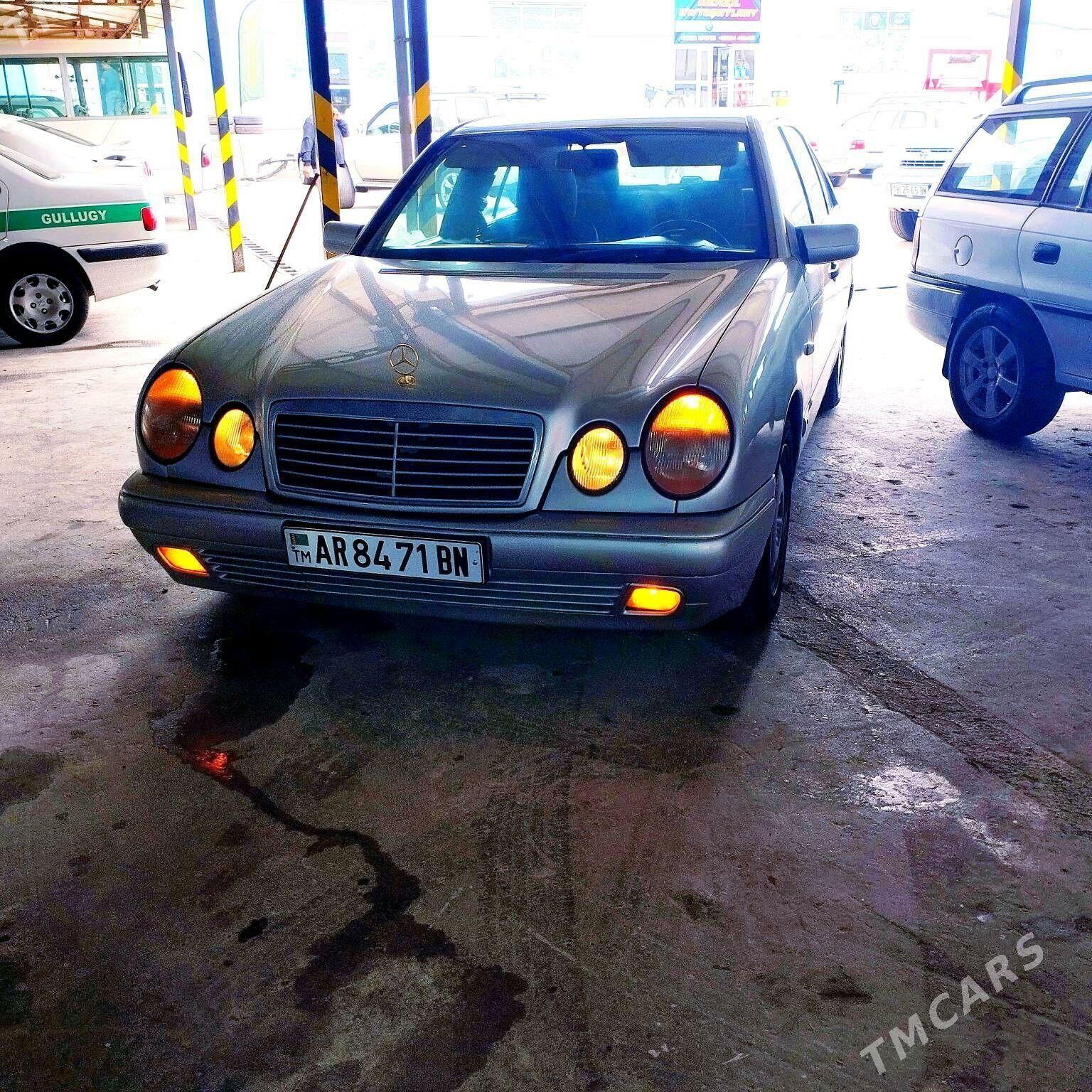 Mercedes-Benz E320 1996 - 95 000 TMT - Туркменбаши - img 2