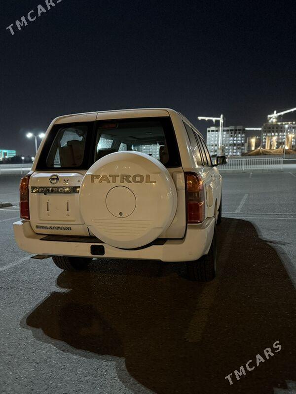 Nissan Patrol 2013 - 600 000 TMT - Ашхабад - img 4