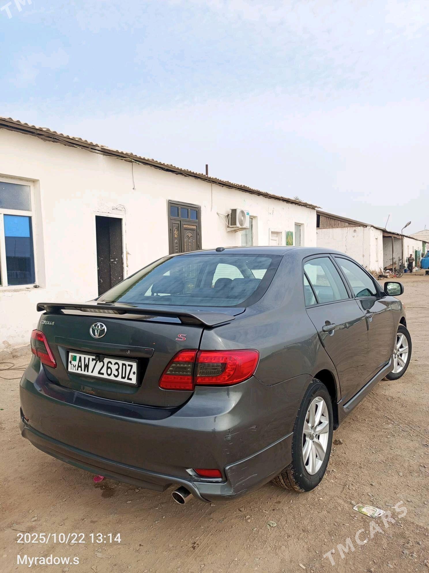 Toyota Corolla 2010 - 150 000 TMT - Köneürgenç - img 3