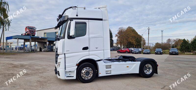 Mercedes-Benz ACTROS 3331 2023 - 1 666 000 TMT - Aşgabat - img 3