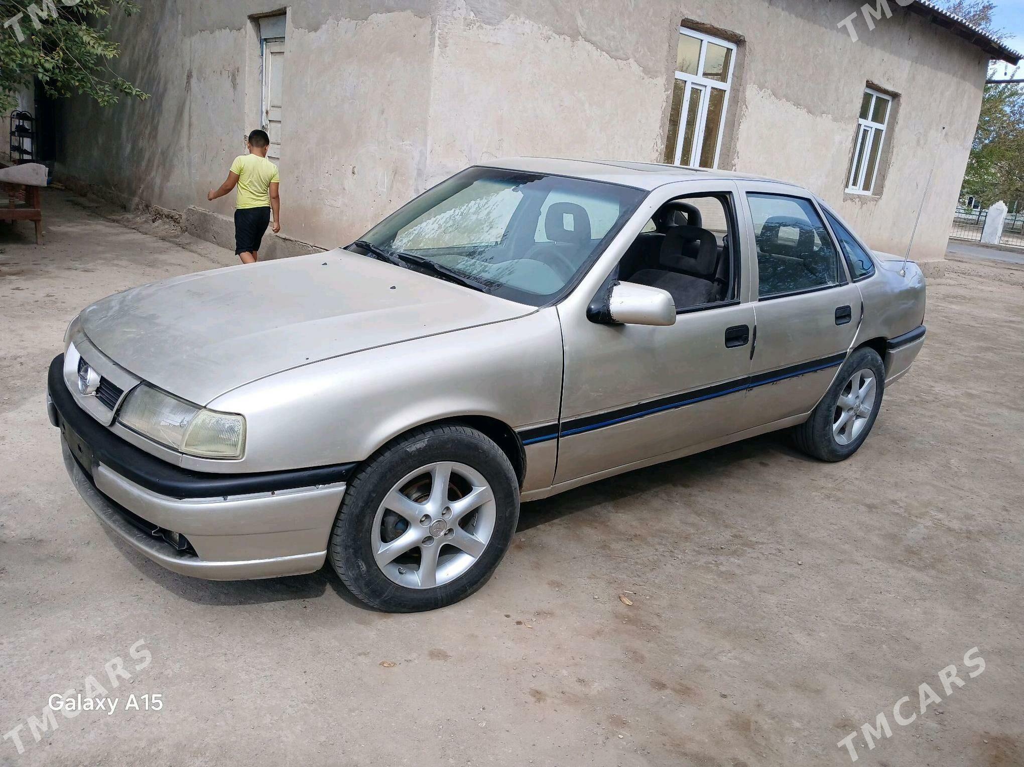 Opel Vectra 1994 - 28 000 TMT - Губадаг - img 1