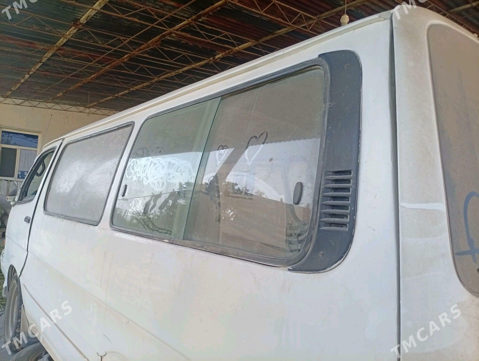 Toyota Hiace 1991 - 40 000 TMT - Ходжамбаз - img 4