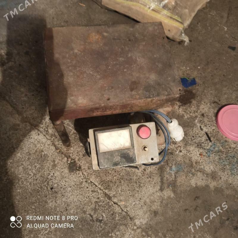 tok pecka - Howdan "W" - img 2