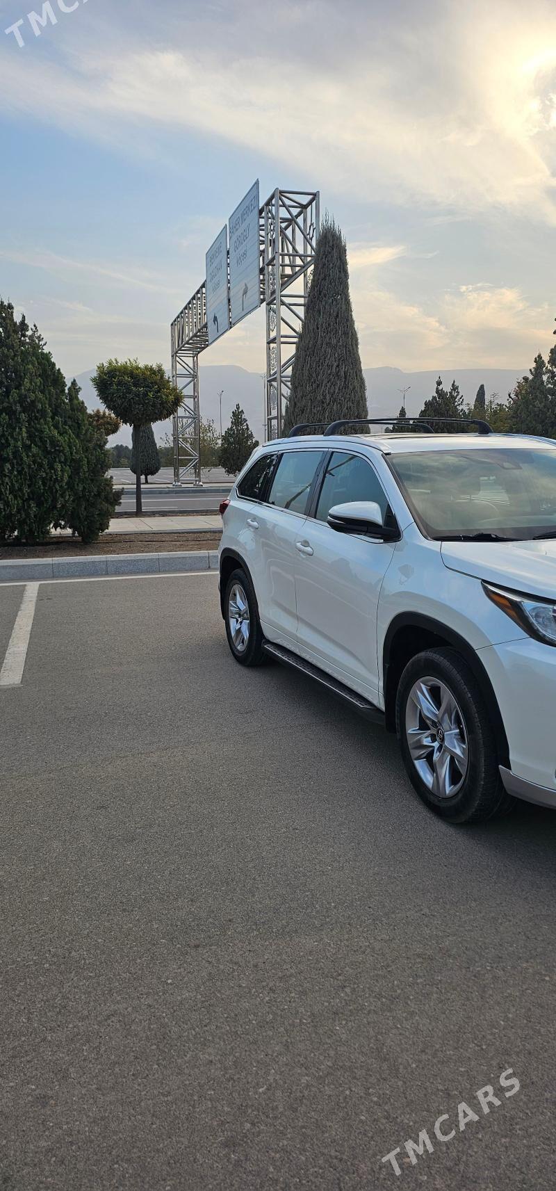Toyota Highlander 2017 - 495 000 TMT - Бузмеин ГРЭС - img 3