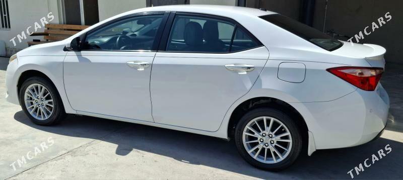 Toyota Corolla 2017 - 210 000 TMT - Aşgabat - img 4