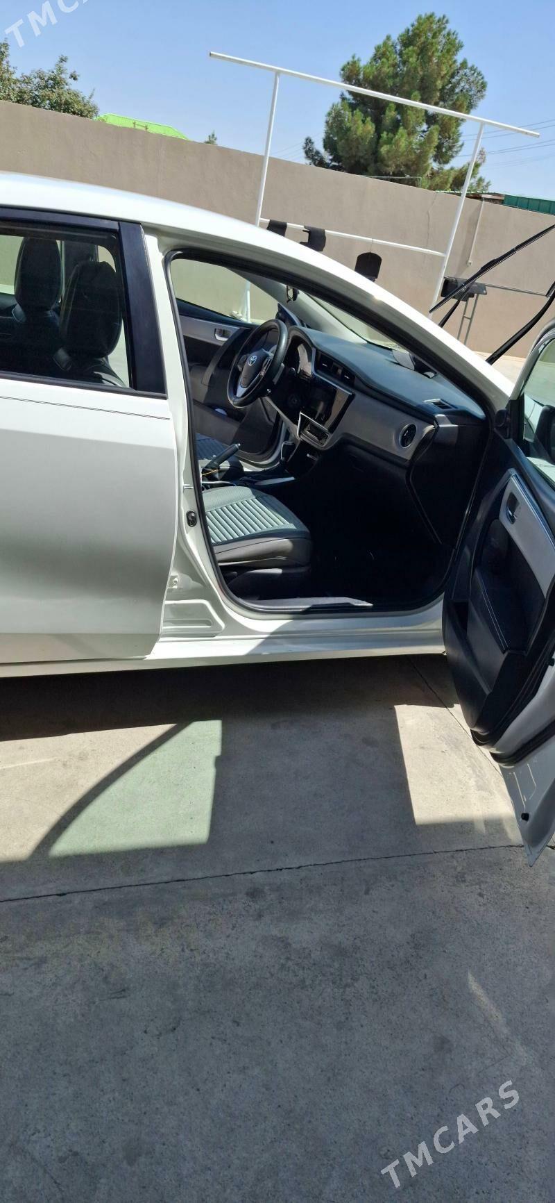 Toyota Corolla 2017 - 210 000 TMT - Aşgabat - img 2