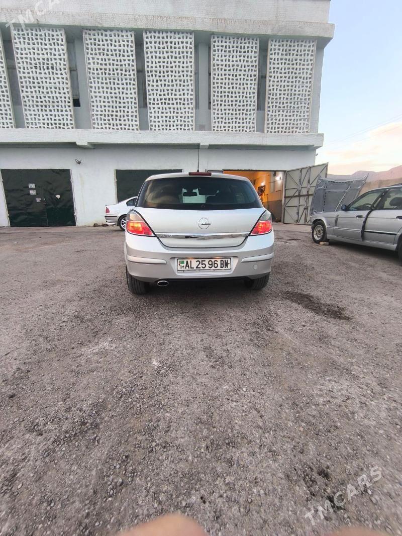 Opel Antara 2008 - 95 000 TMT - Балканабат - img 3
