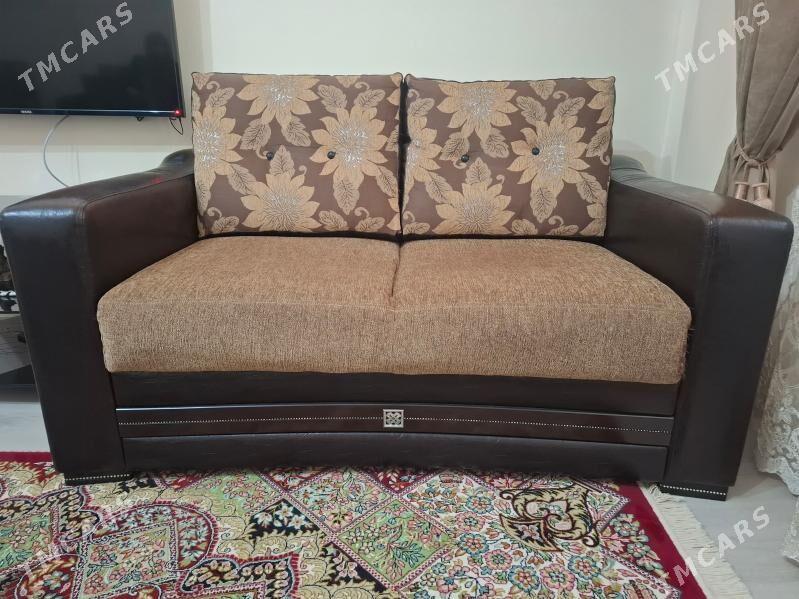 Diwan - Türkmenbaşy - img 2