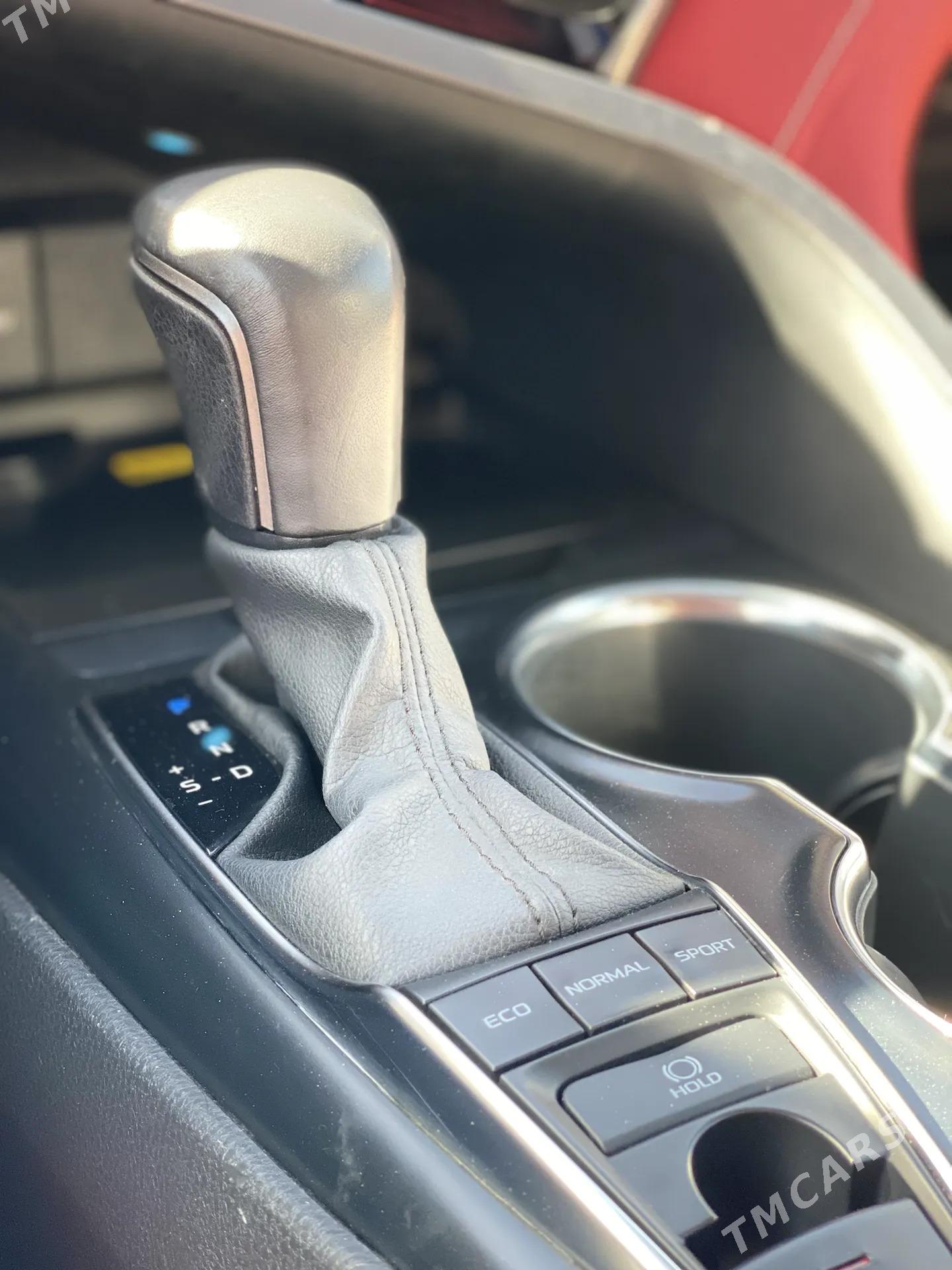 Toyota Camry 2022 - 380 000 TMT - Анев - img 5