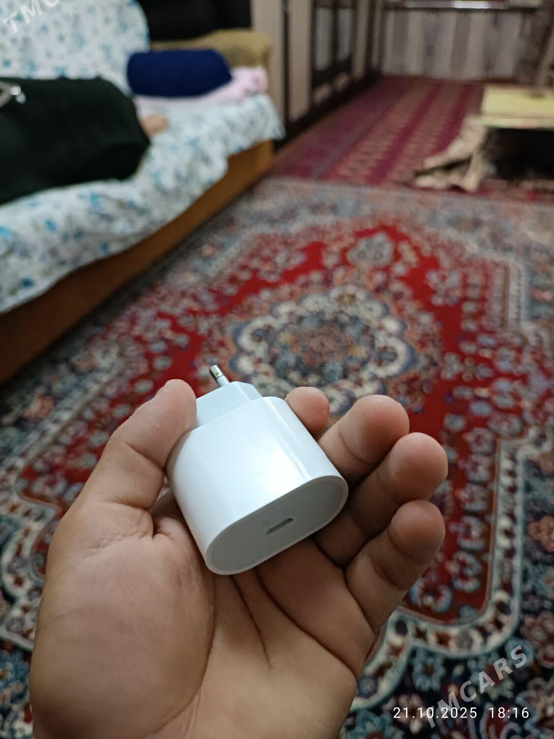 iPhone adaptor - Köşi - img 2
