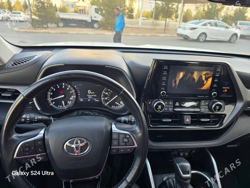 Toyota Highlander 2021 - 575 000 TMT - Ашхабад - img 3