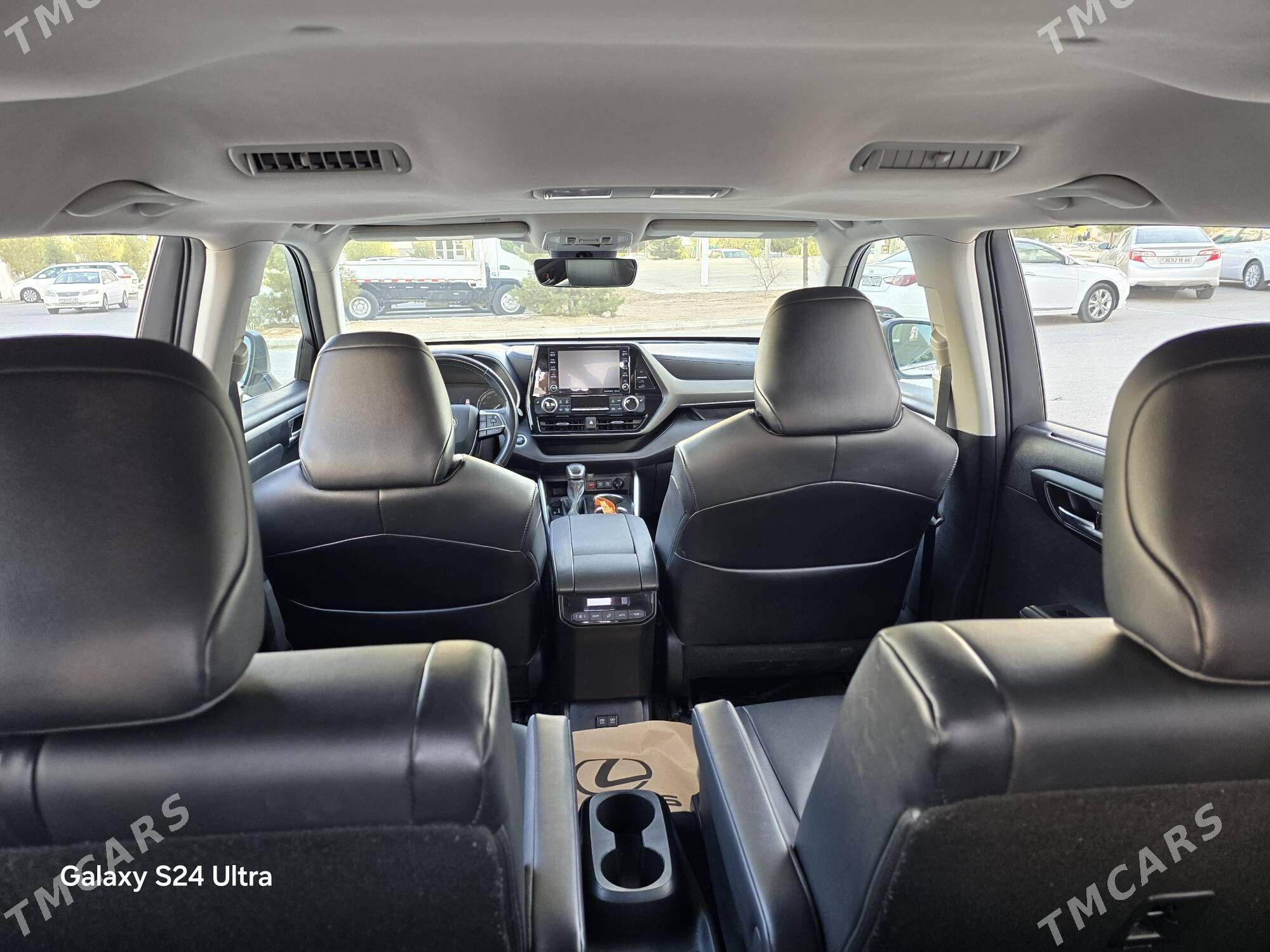 Toyota Highlander 2021 - 575 000 TMT - Ашхабад - img 1