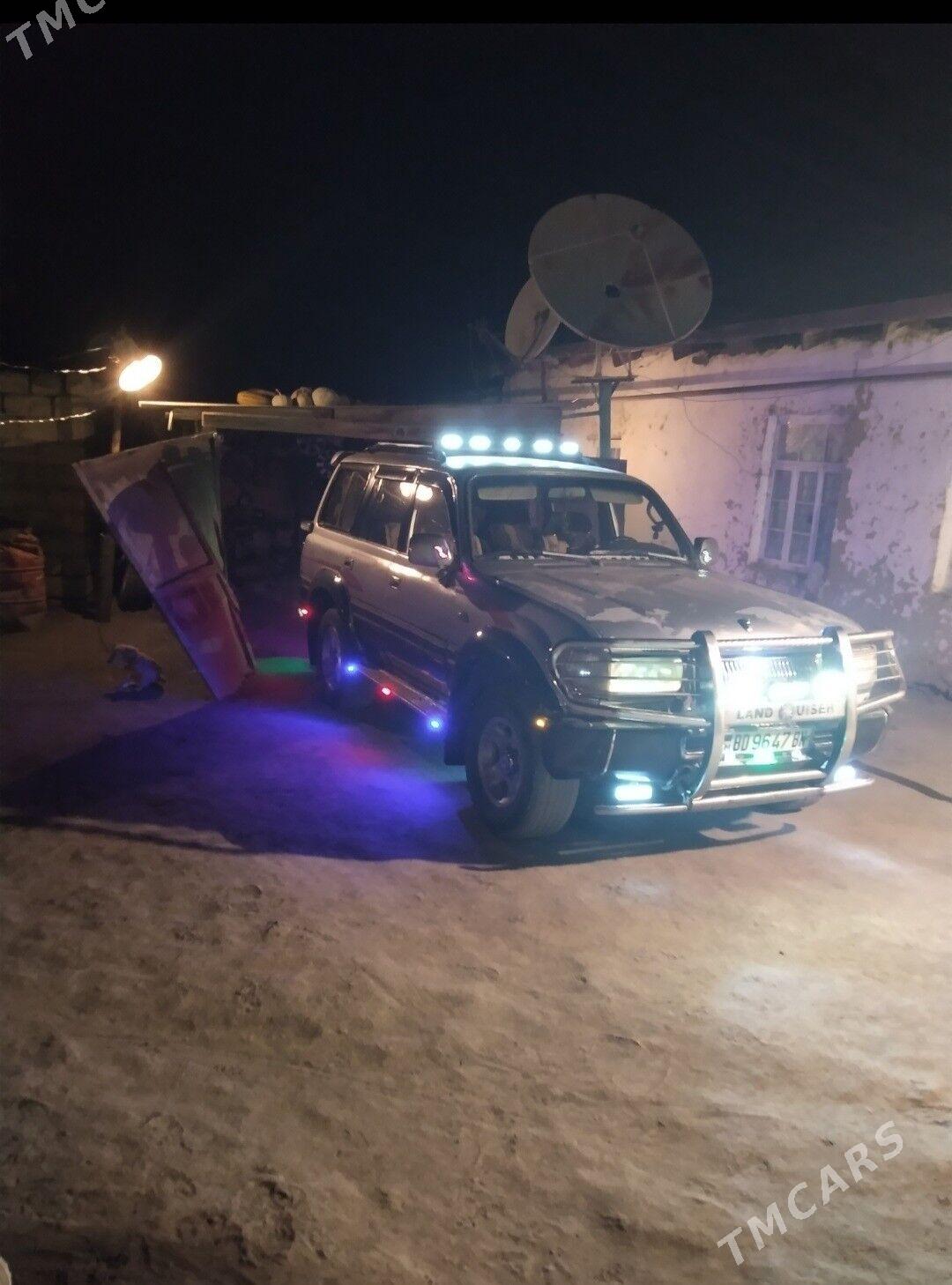 Toyota Land Cruiser 1996 - 60 000 TMT - Magtymguly - img 4