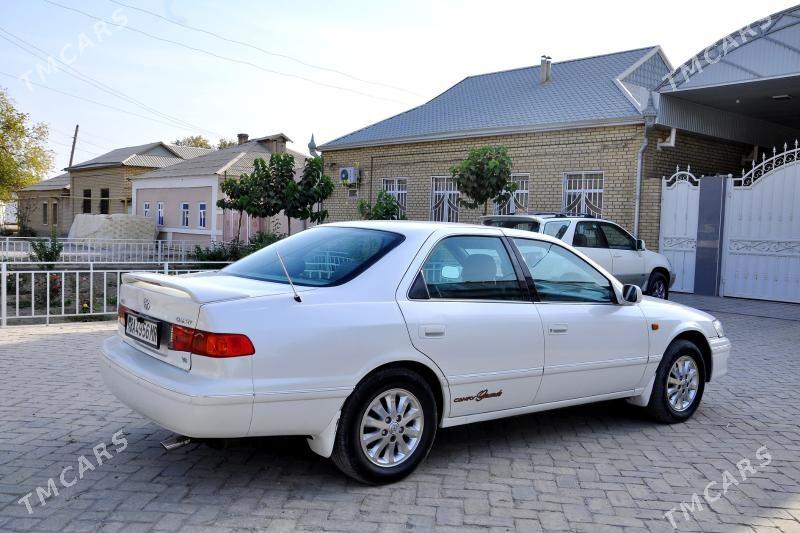Toyota Camry 2001 - 179 000 TMT - Gyzylarbat - img 2