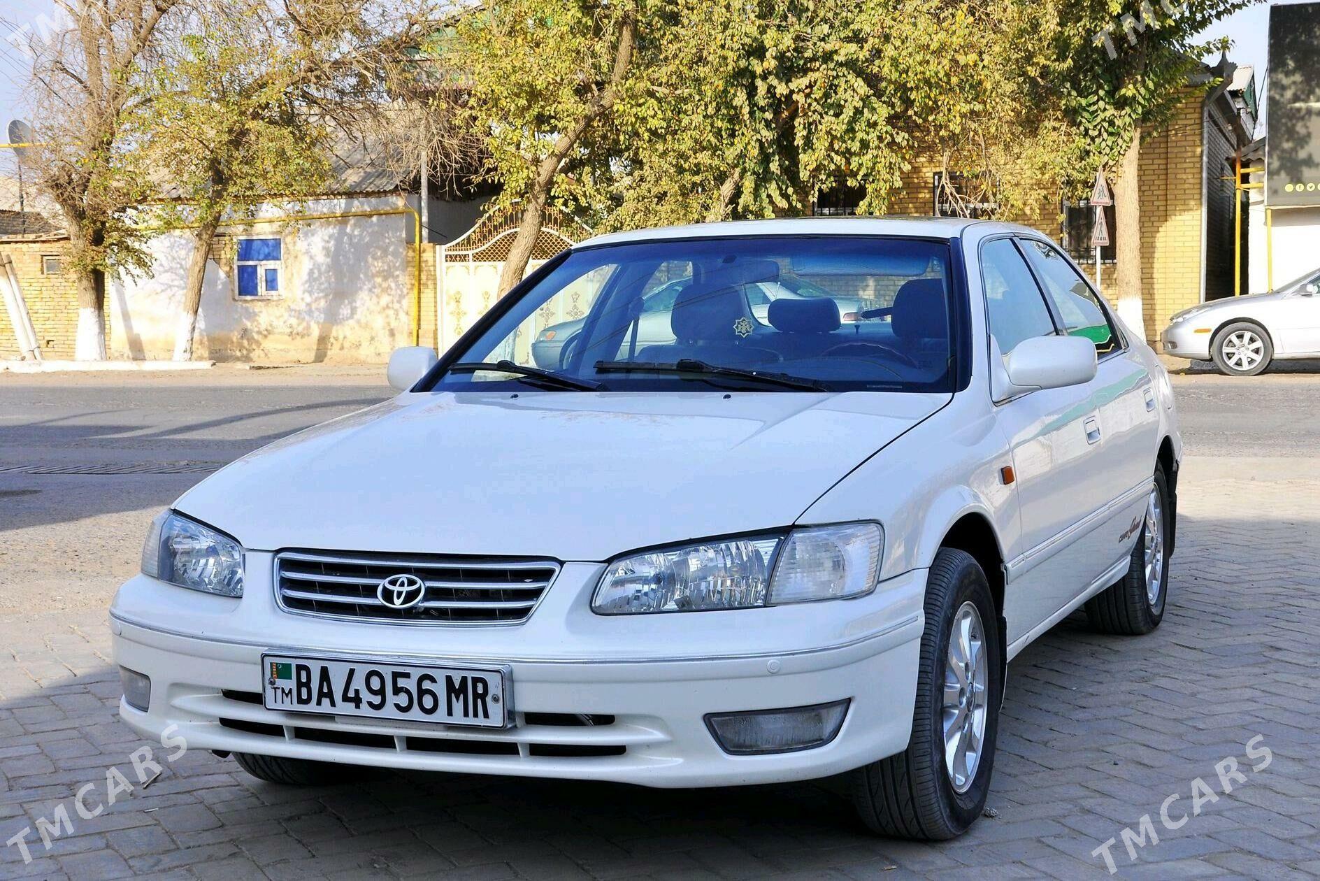 Toyota Camry 2001 - 179 000 TMT - Gyzylarbat - img 3