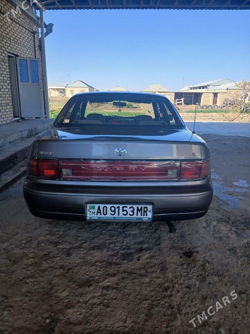Toyota Camry 1993 - 91 000 TMT - Mary - img 3