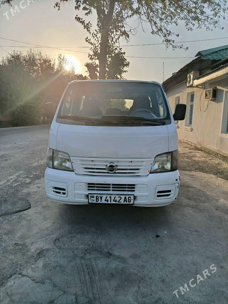 Nissan Urvan 2005 - 140 000 TMT - Хитровка - img 4