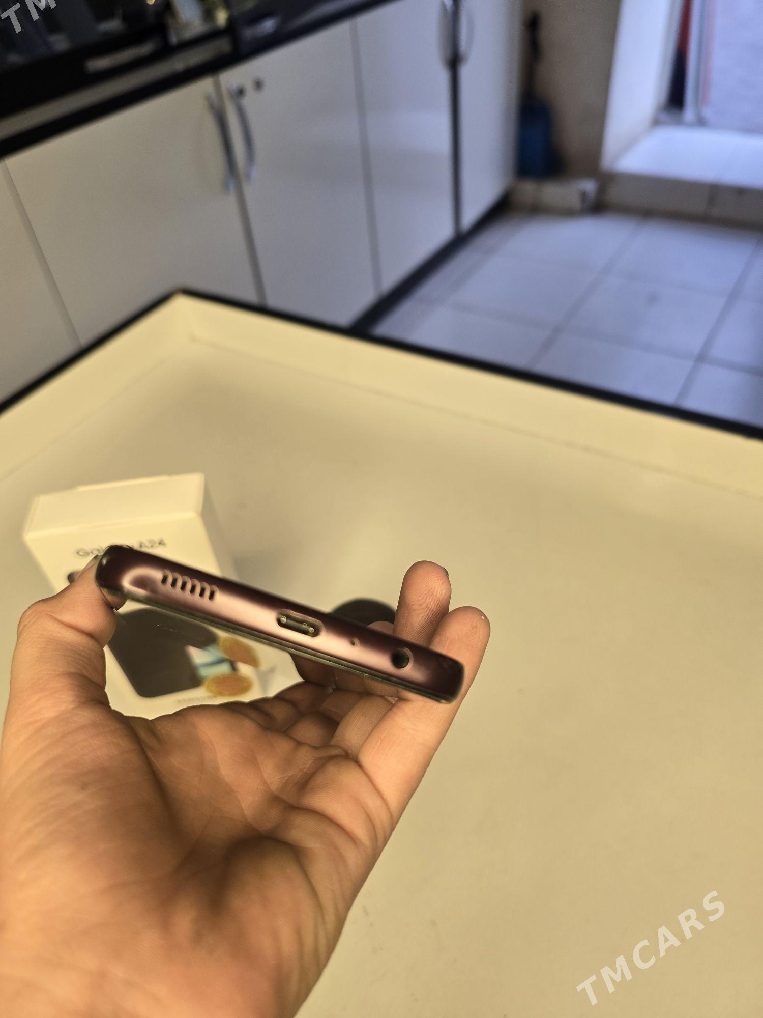 SAMSUNG A24 6.128 - Мары - img 2