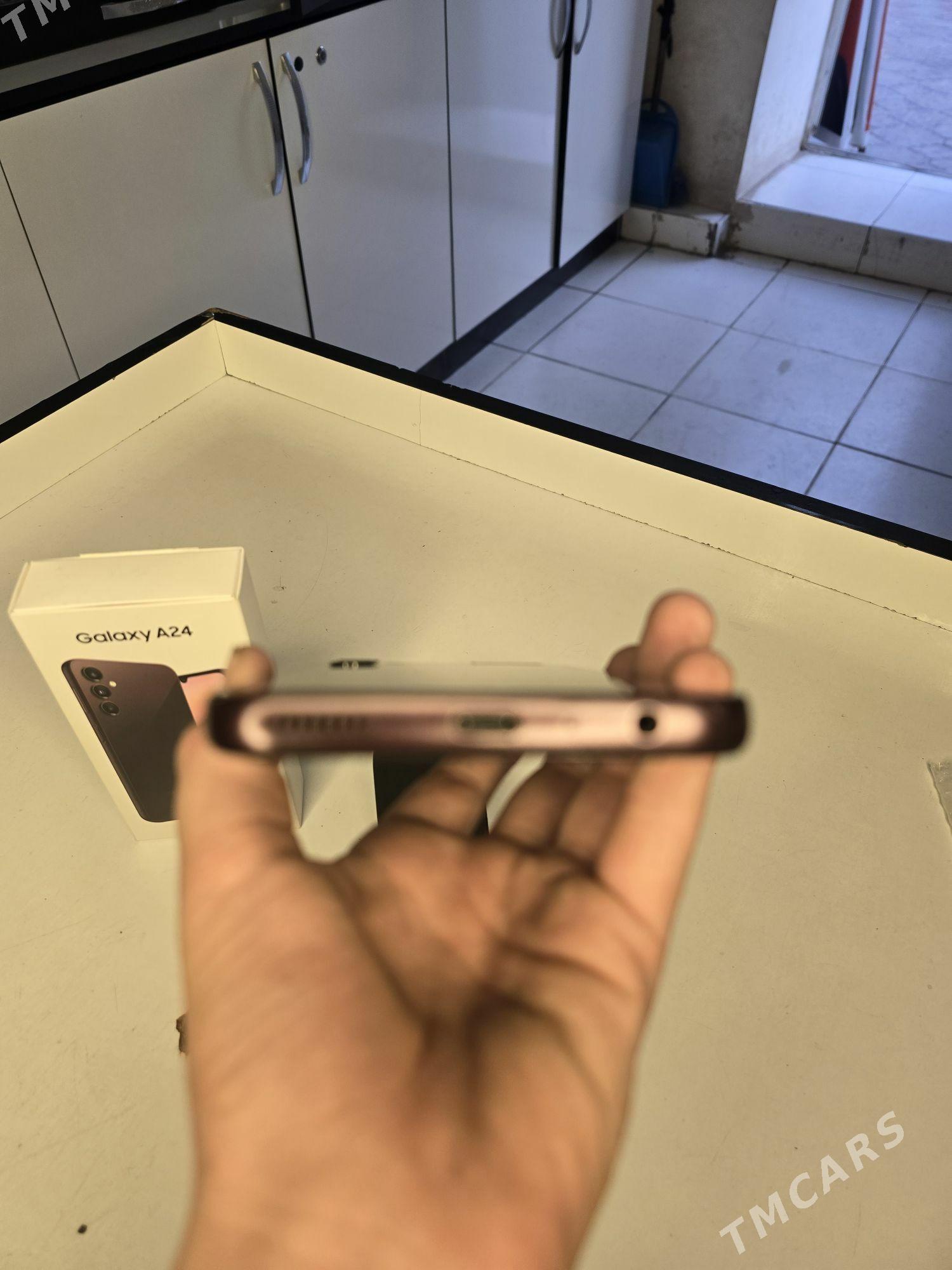 SAMSUNG A24 6.128 - Мары - img 3