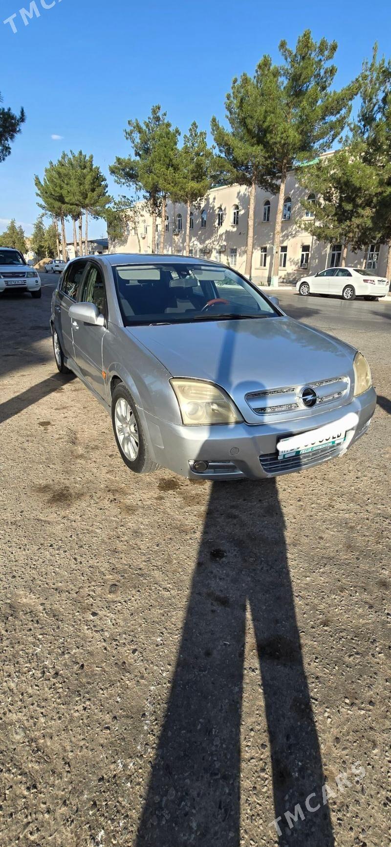 Opel Signum 2003 - 80 000 TMT - Сакар - img 1
