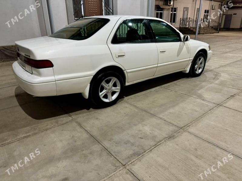 Toyota Camry 1998 - 126 000 TMT - Мары - img 6