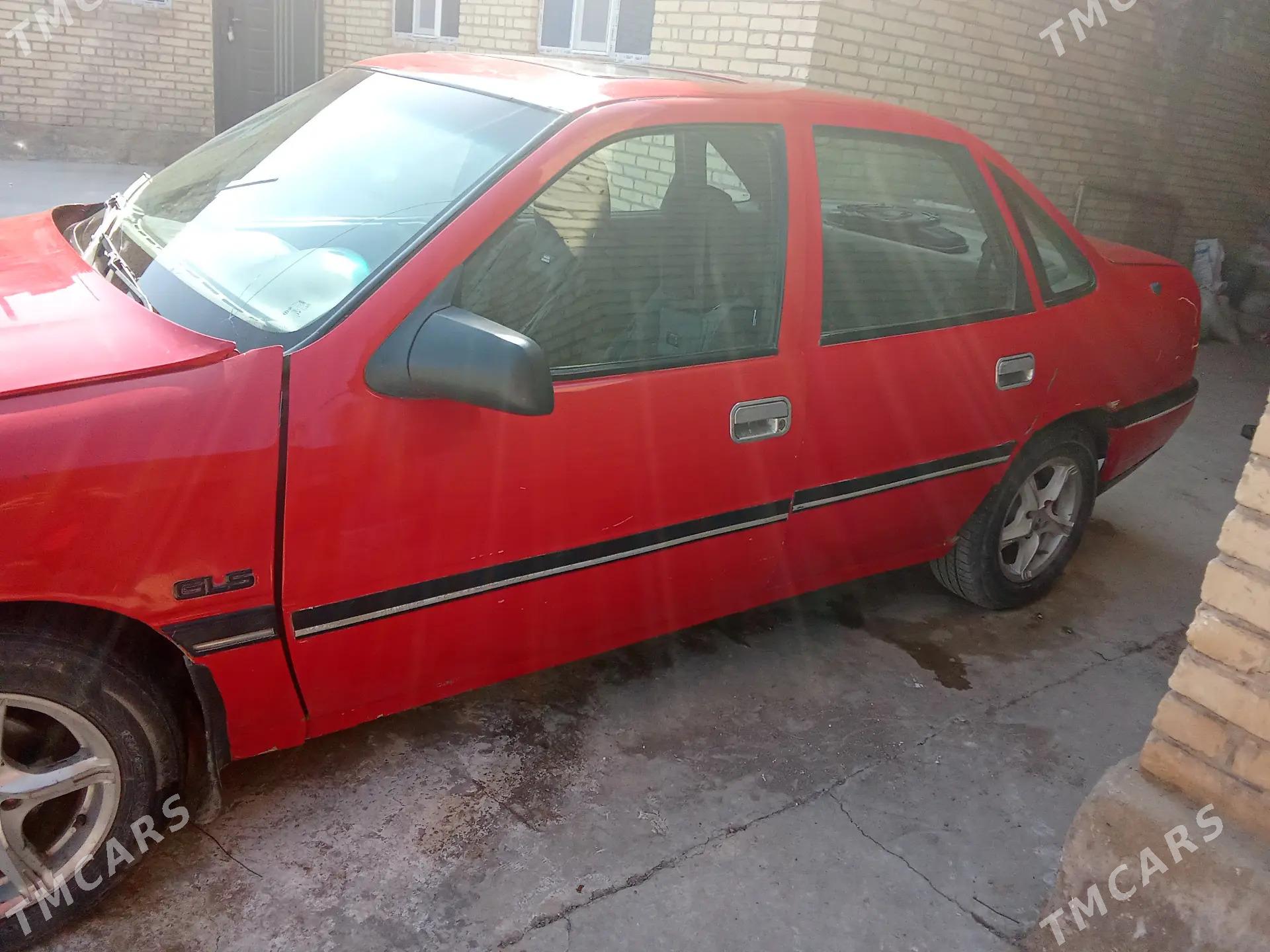 Opel Vectra 1990 - 15 000 TMT - Farap - img 2