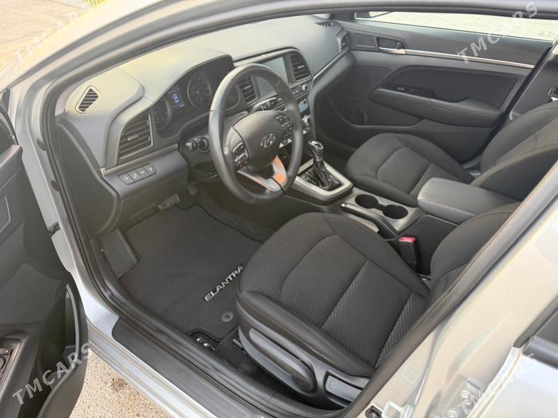 Hyundai Elantra 2020 - 215 000 TMT - Мары - img 7