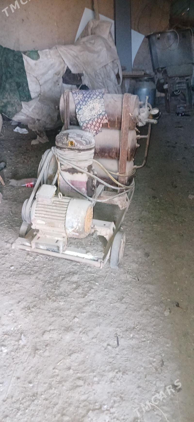 kompressor - Şabat etr. - img 1